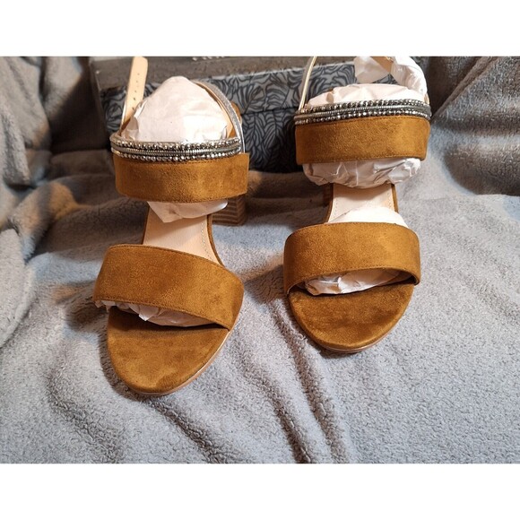 fibi & clo New York Erin Tan Suede Crystal Tan Women's Heels Size 9 - Picture 5 of 11